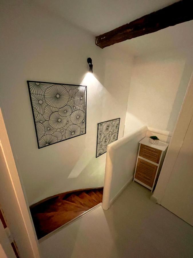 Triplex Plein Coeur Du Centre Historique Apartman Charleville-Mézières Kültér fotó